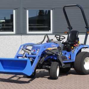 Iseki-TM3215-4wd-HST-1